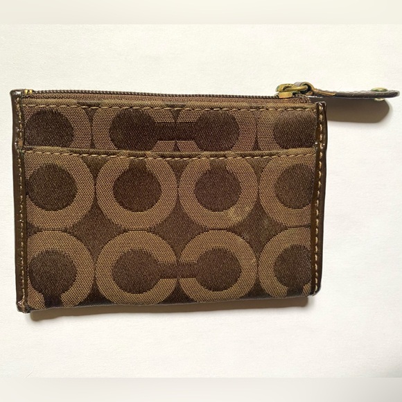 Coach Mini Signature Monogram Key Case 🤎 - Picture 5 of 7